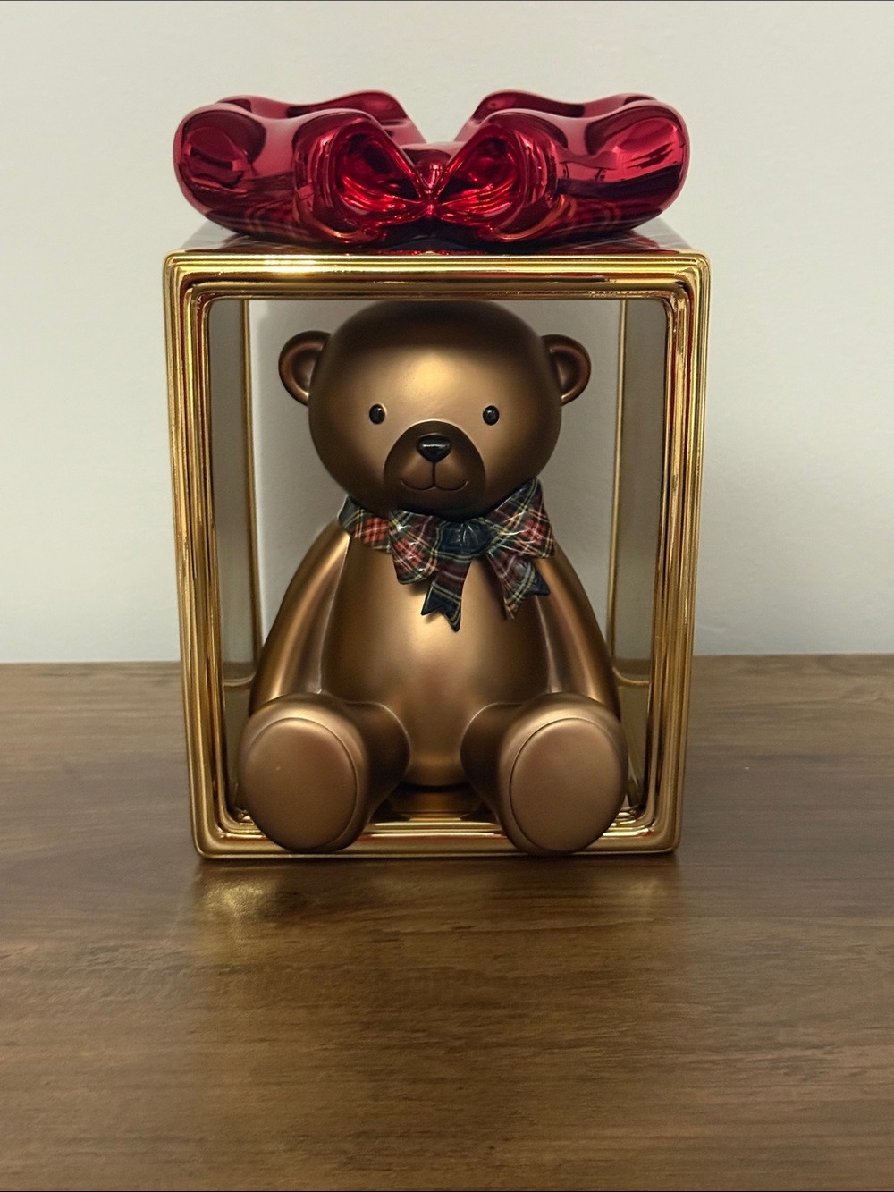 Bath & Body Works Christmas Teddy Bear Gift Box 3-Wick Candle Holder